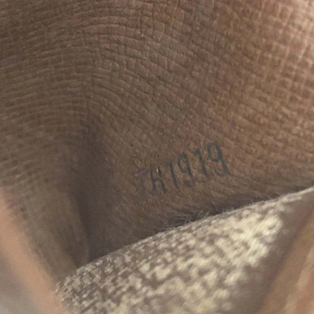 $345 Louis Vuitton Monogram Multicles 4 Ring Key Case Brown TH1919