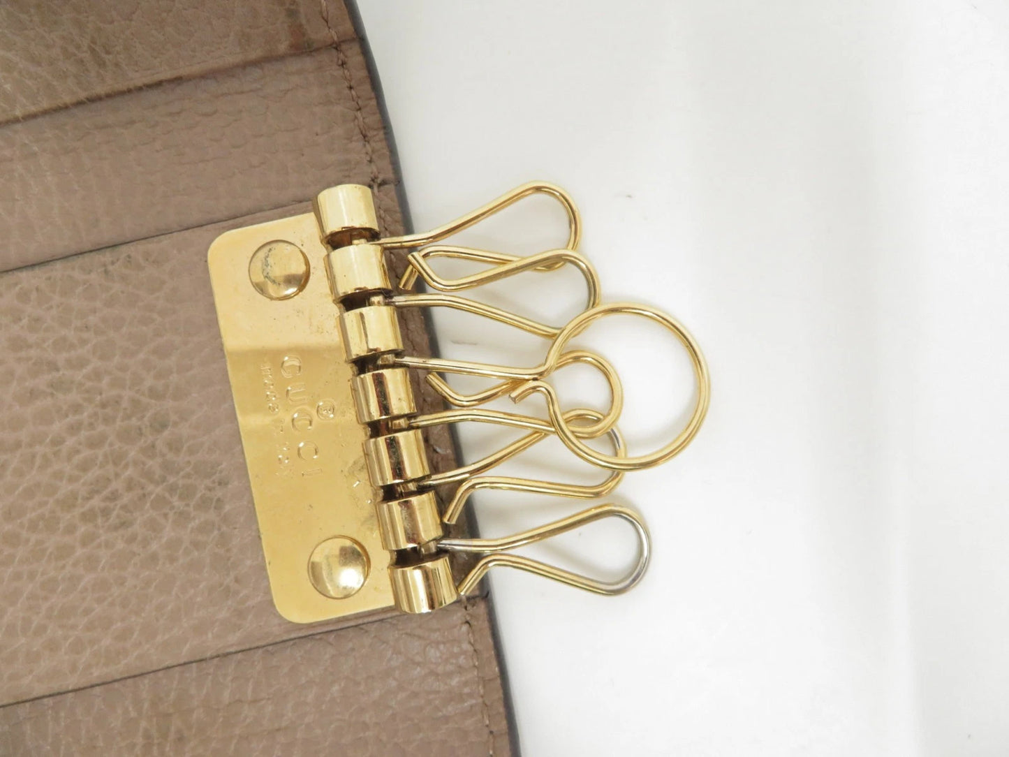 GUCCI GG Marmont Leather 6 Ring Key Case