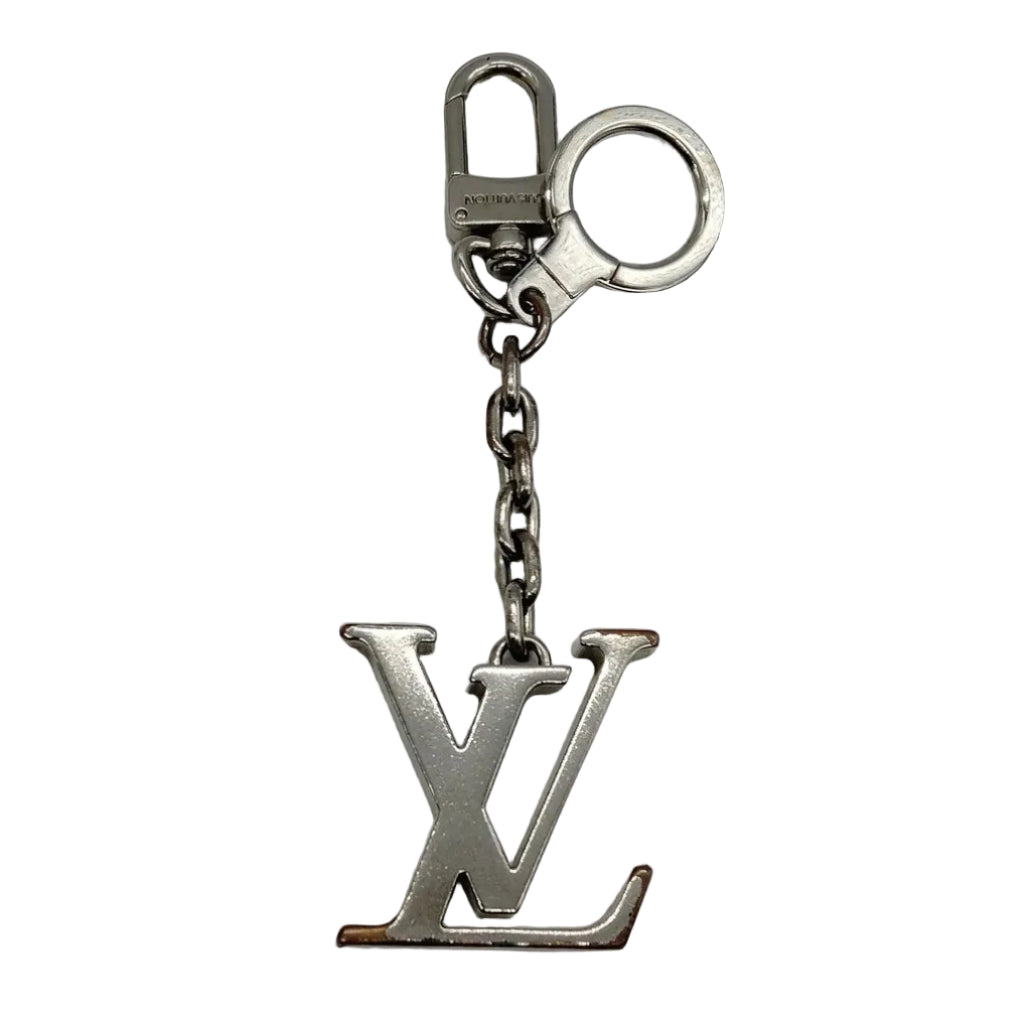 $320 Louis Vuitton Silver Dimension Key Holder and Bag Charm LE0150