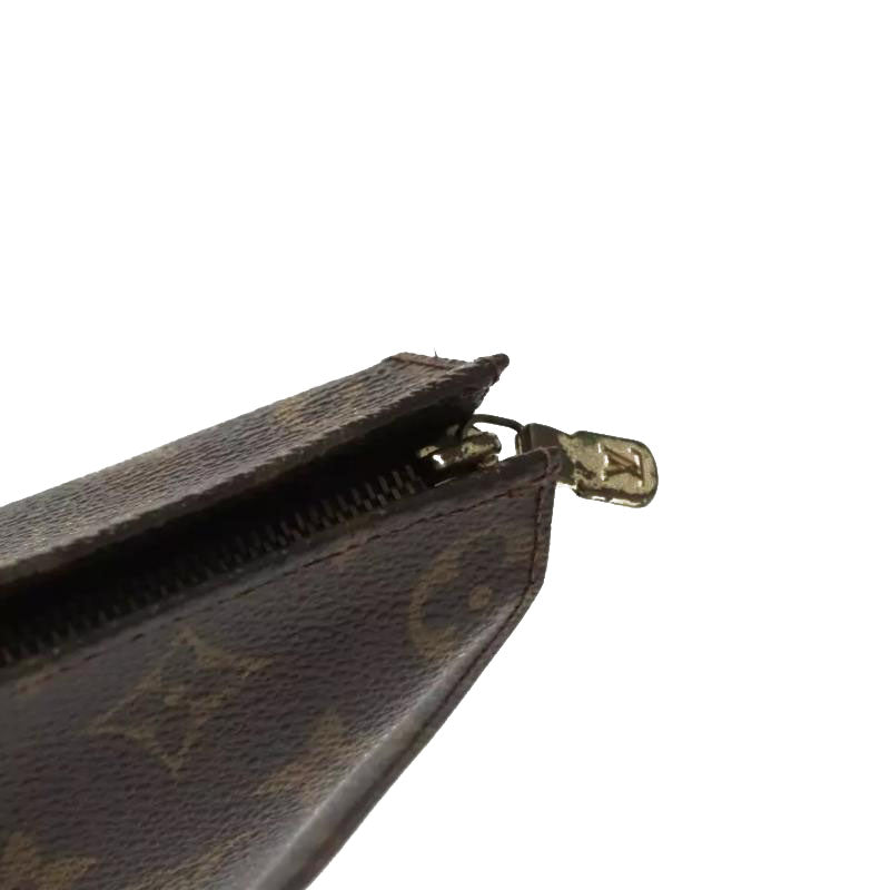 Louis Vuitton  Monogram Toiletry Pouch 26 Pen Mark