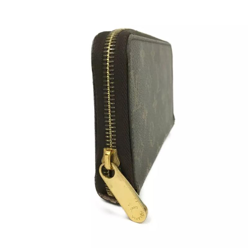 PRE-ORDER  Louis Vuitton  Monogram Zippy Wallet LU0231