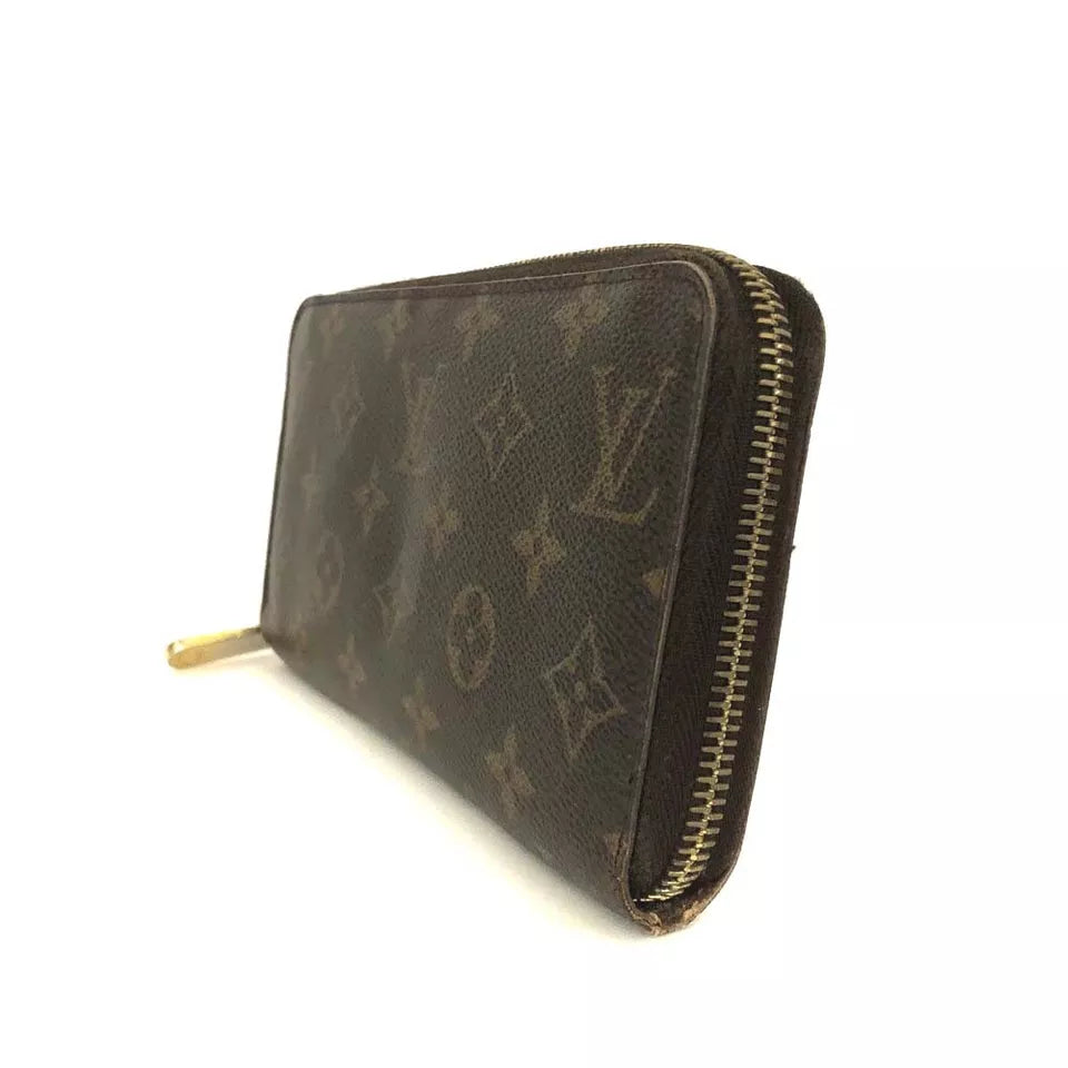 PRE-ORDER  Louis Vuitton  Monogram Zippy Wallet CA2131