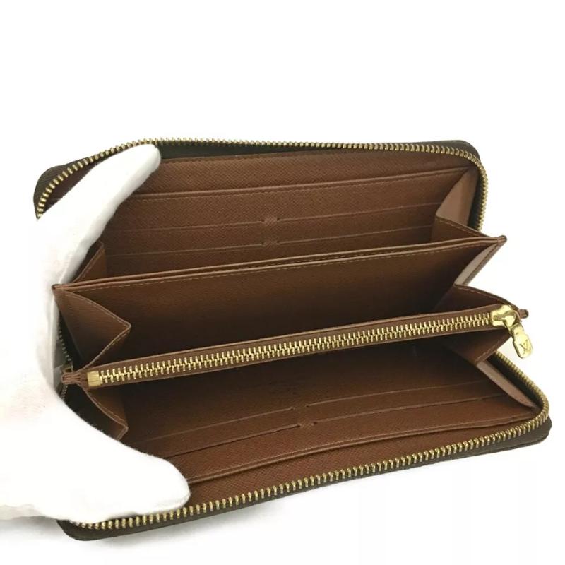 Louis Vuitton  Monogram Zippy Wallet SP0037